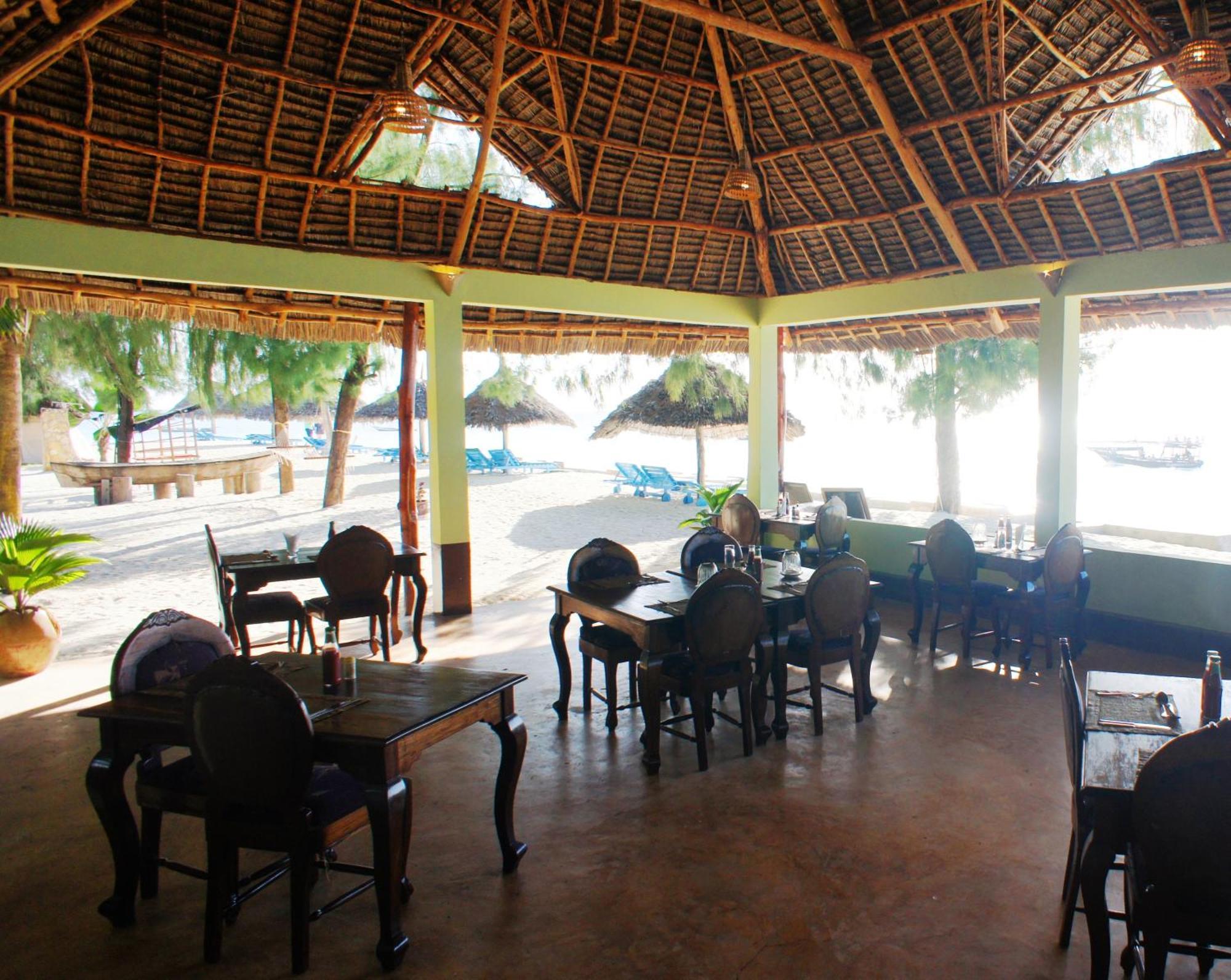 Smiles Beach Hotel Nungwi Exterior foto